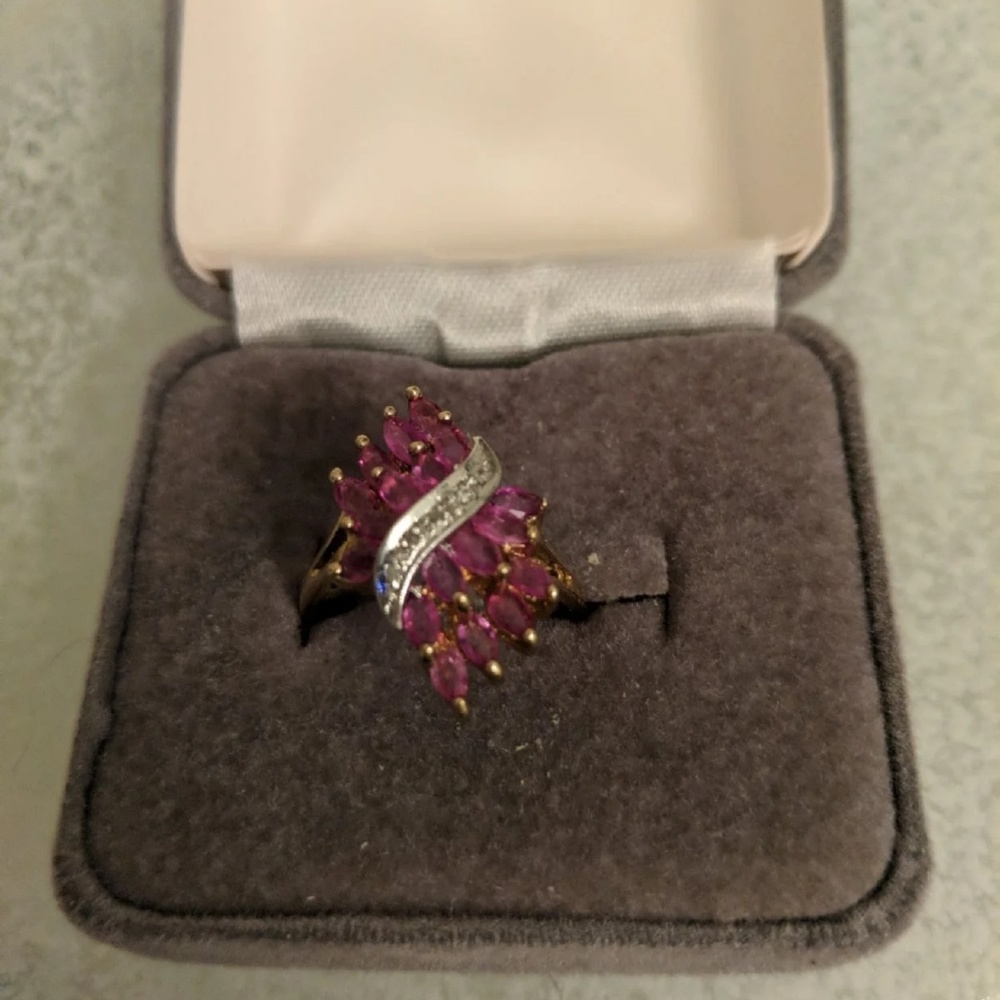 Vintage 10k Ruby and Diamond Flower Gold Ring